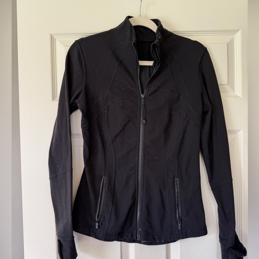Well loved black lululemon define jacket size 8